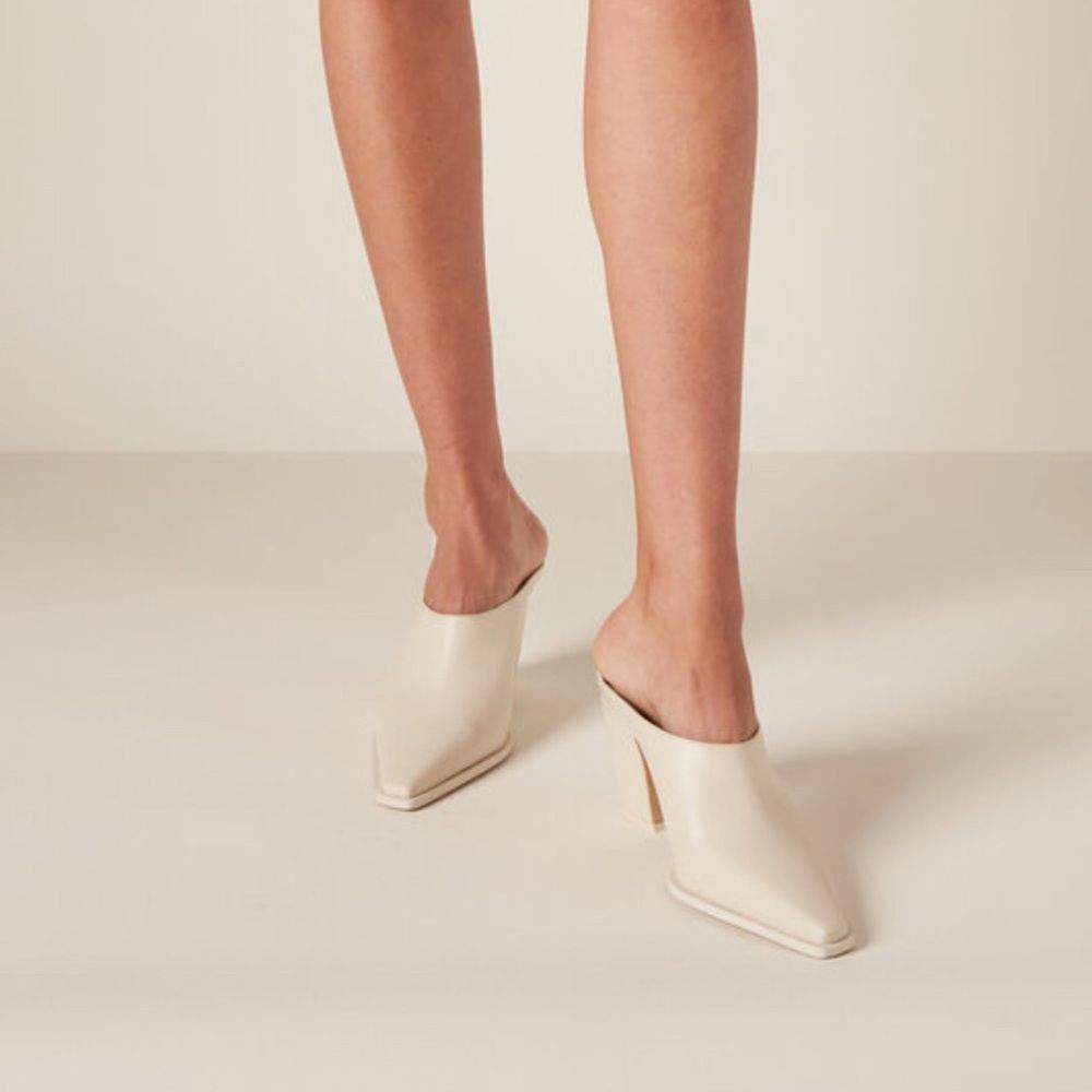Bottega Veneta Tex Heels size 38.5 - Picture 3 of 14